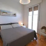Trilocale Diplomatic Fronte Mare Piazza Torino * Лидо-ди-Езоло