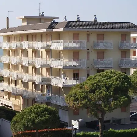 Trilocale Diplomatic Fronte Mare Piazza Torino Apartamento *